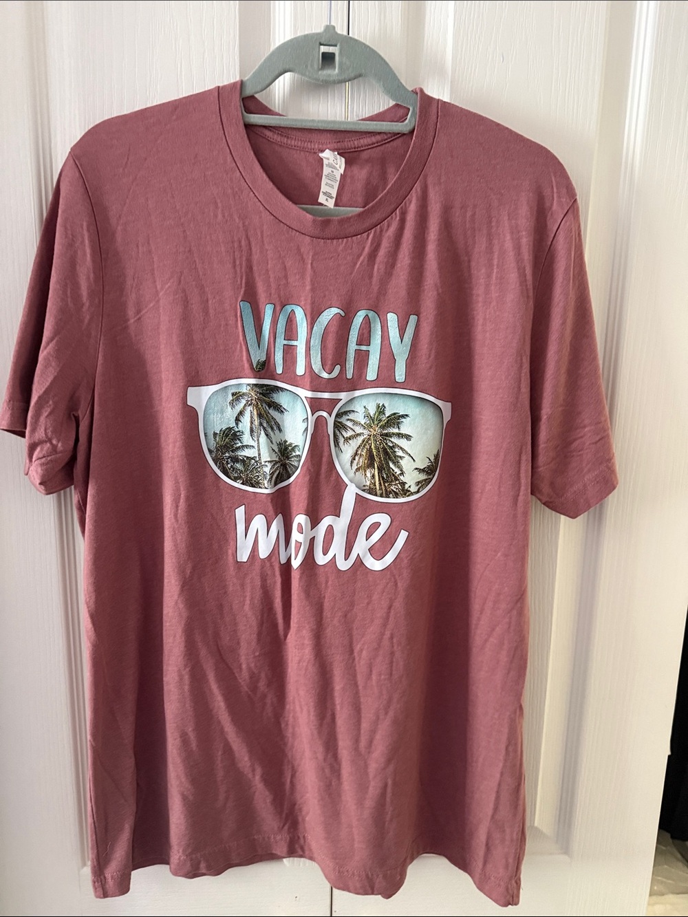 Bella Canvas Vacay Mode Graphic Tee - Dusty Rose